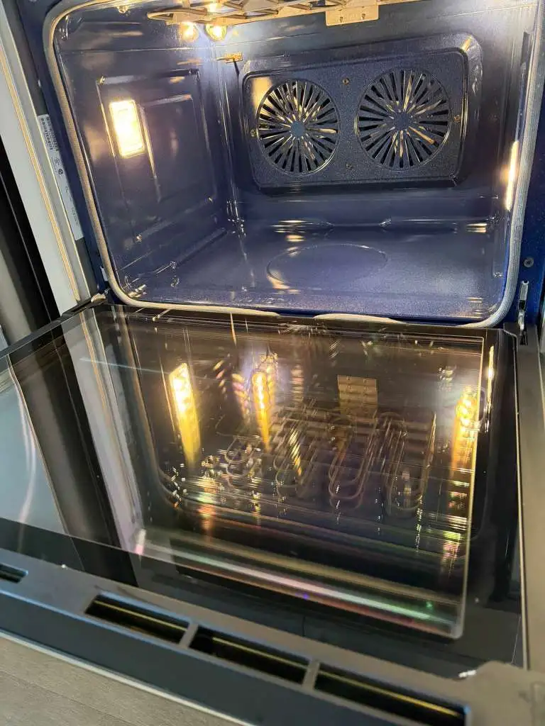 Horno impecable